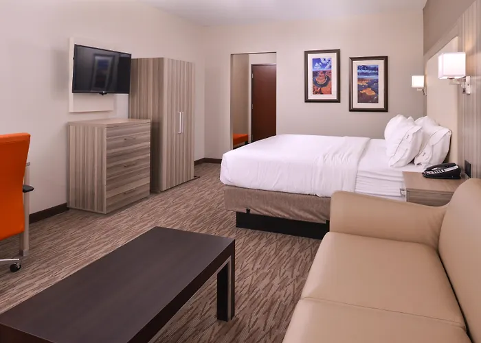 Express & By Ihg Williams