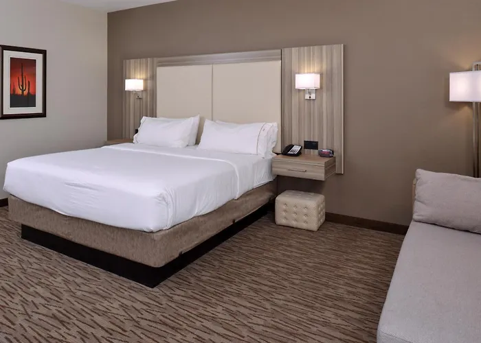 Hotel Express & By Ihg