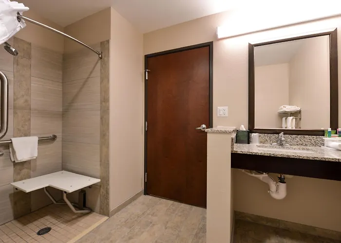 Express & By Ihg Hotel