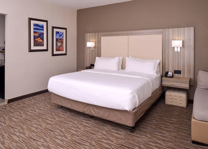 Hotel Express & By Ihg 3*