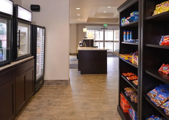 Hotel Express & By Ihg Williams