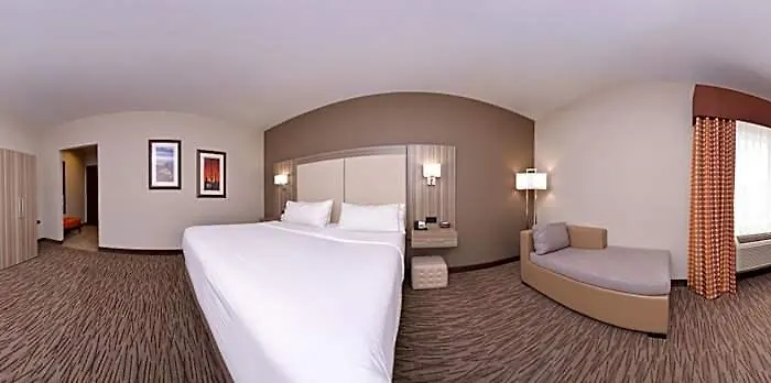 Hotel Express & By Ihg Williams