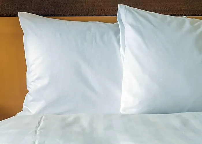 Hotel Express & By Ihg 3*