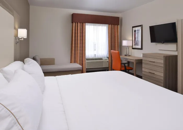 Hotel Express & By Ihg