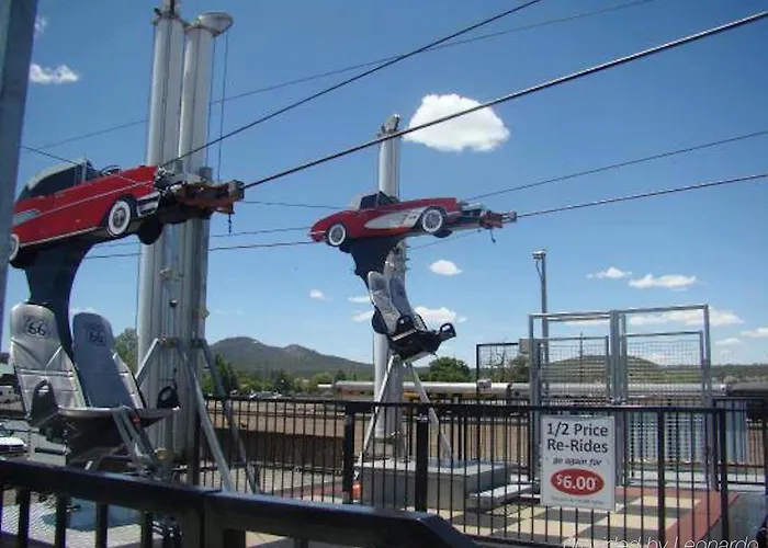 Hotel Express & By Ihg 3*